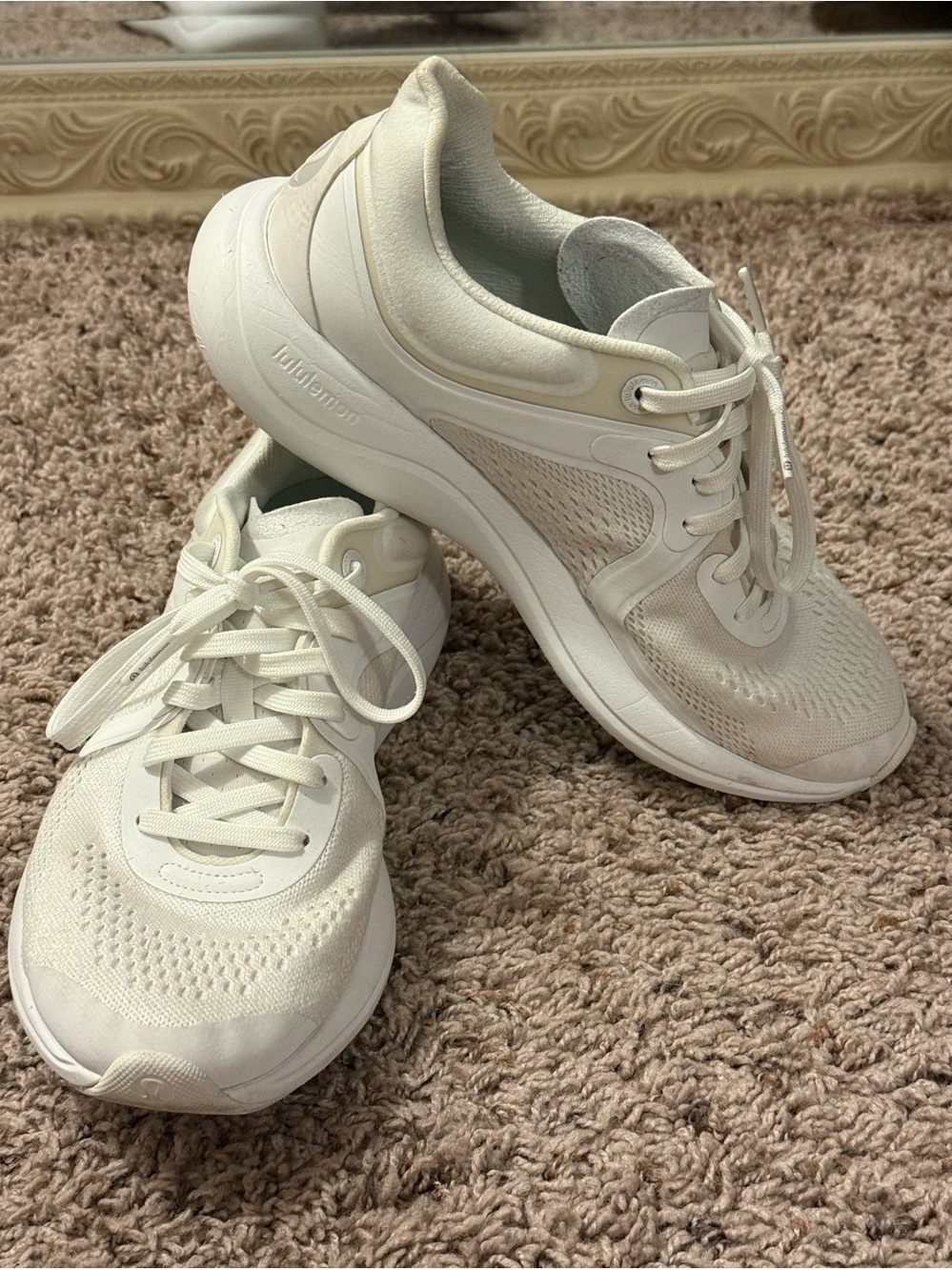 lululemon athletica Ivory/White Lightweight Running Sneakers